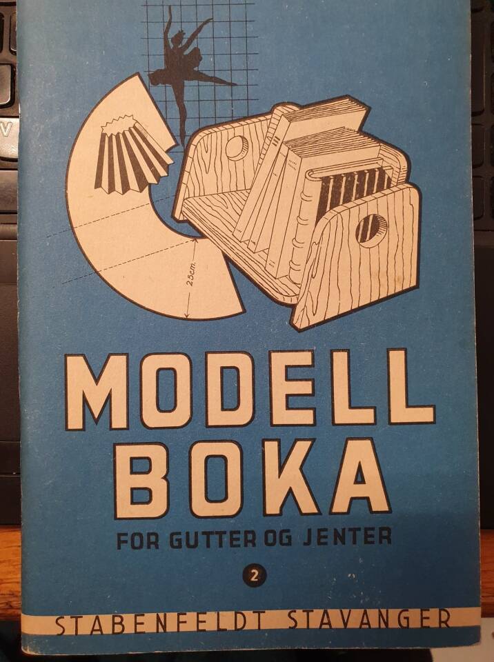 Modellboka for gutter og jenter nr 2 