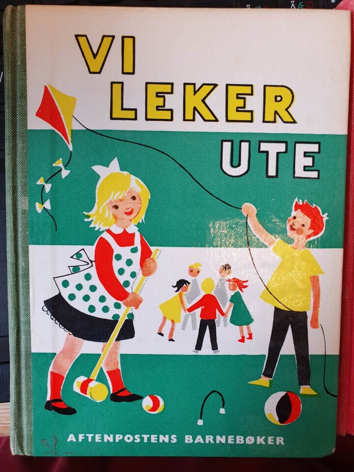 Vi leker ute