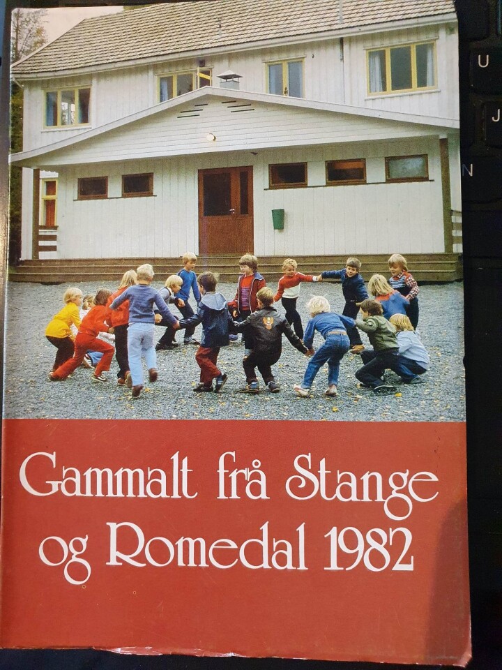 Gammalt frå Stange og Romedal 1982