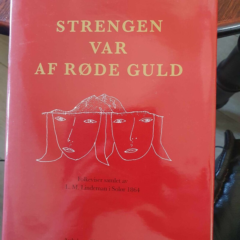 Strengen var af røde guld