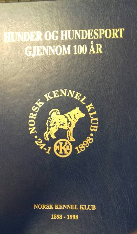 Hunder og hundesport gjennom 100 år. 