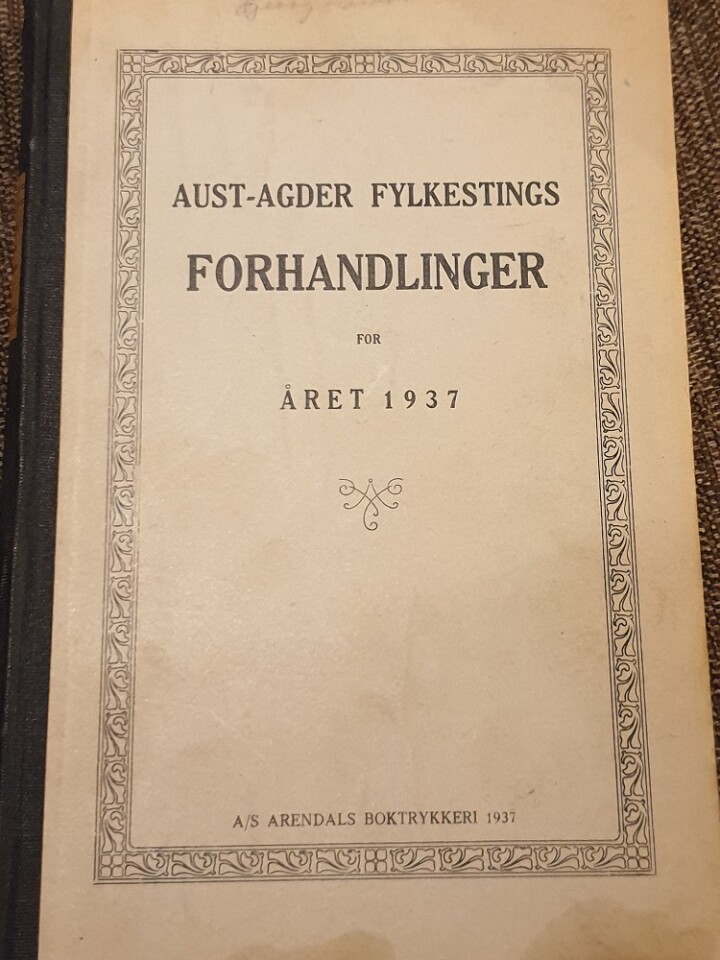Aust-Agder fylkestingsforhandlinger for året 1937